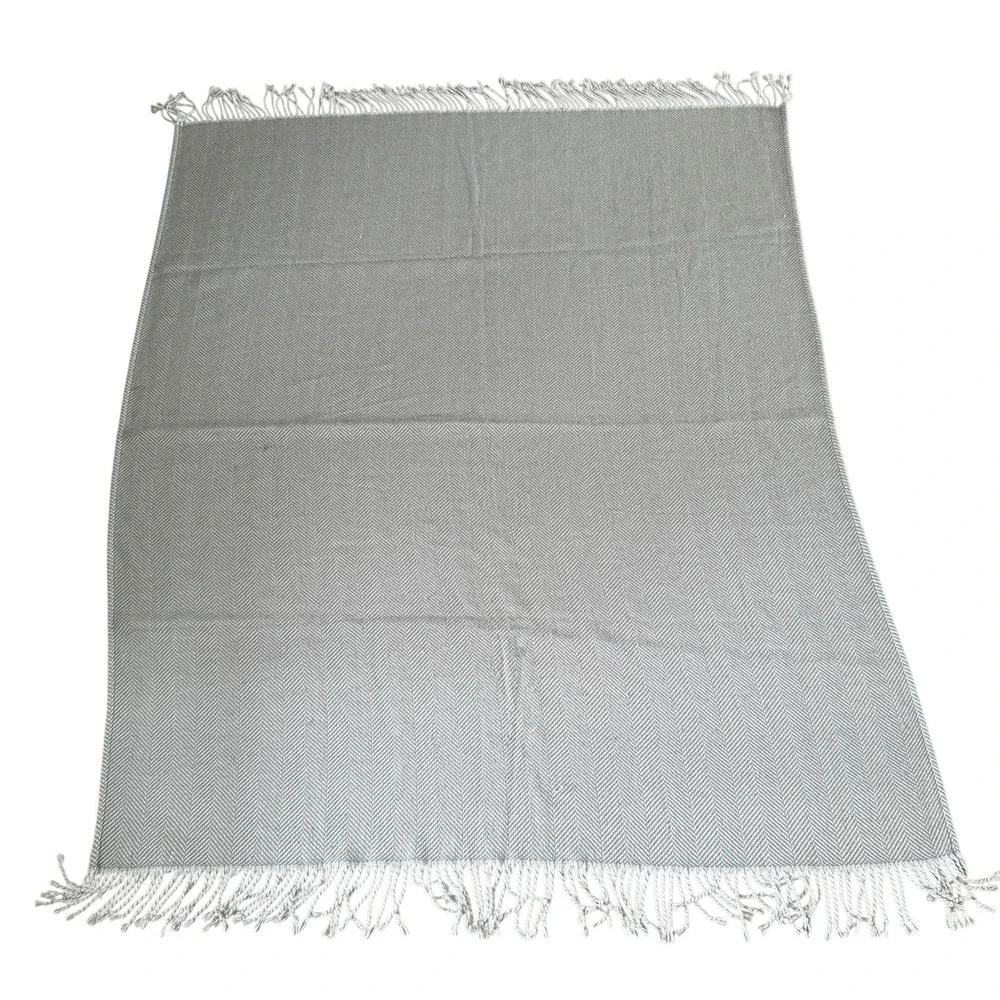 Pottery Barn Throw Blanket Gray Soft Textured Chevron Pattern Fringed 50x60 Inch